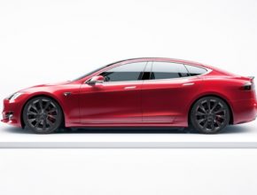 auto elektromobil Tesla Model S Plaid