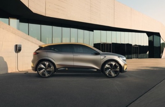 auto elektromobil Renault Mégane eVision: nová vize francouzských elektromobilů