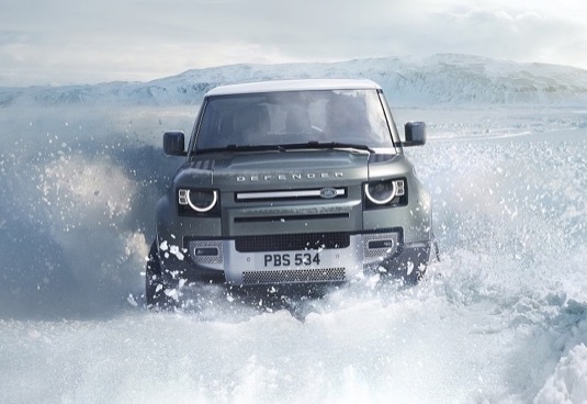 Optimalizace použití lehkých materiálů pro zvýšení hospodárnosti a snížení emisí je klíčovou součástí závazku Destination Zero společnosti Jaguar Land Rover.