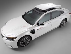 auto výzkumný vůz Toyota