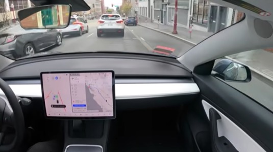 auto elektromobil Tesla Model 3