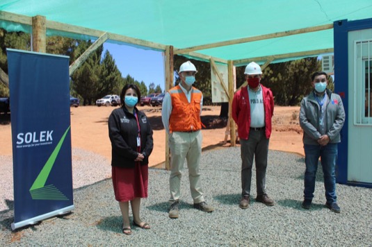 Solární park El Conquistador o výkonu 2,99 MW, který se rozkládá na ploše 6,51 ha, je třetí z celkového počtu 6 plánovaných fotovoltaických projektů v regionu Ñuble severně od města Quirihue.