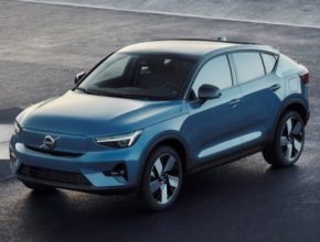 auto elektromobil Volvo C40 Recharge