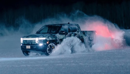 elektromobil Rivian R1T