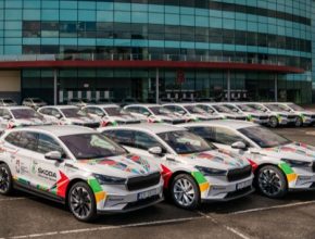 Škoda Auto poskytuje organizátorům turnaje, který se koná od 21. května do 6. června v lotyšském hlavním městě Rize, poprvé plně elektrický vozový park 45 elektromobilů Eniyaq iV.