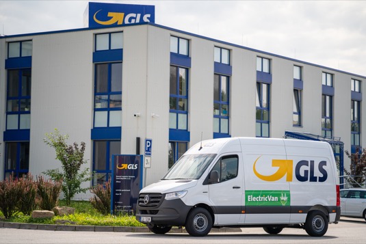 Mezinárodní balíkový přepravce GLS v průběhu července výrazně rozšířuje svůj vozový park v České republice.