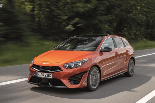 auto Kia Ceed nová plug-in hybrid