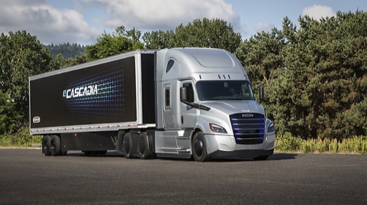 elektrický nákladní truck kamion tahač Daimler eCascadia