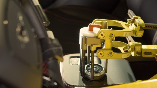 auto Ford roboti testování aut