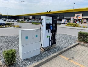 nabíjecí stanice e-station pro elektromobily Třebíč Stop Shop