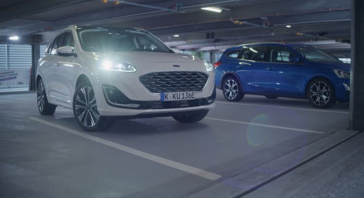 autonomní robotické parkování Ford