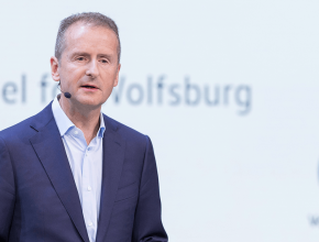 Herbert Diess je velkým zastáncem elektromobility a přeměny Volkswagenu na technologickou společnost, která si dokáže vyvíjet sama vlastní software. foto: Volkswagen