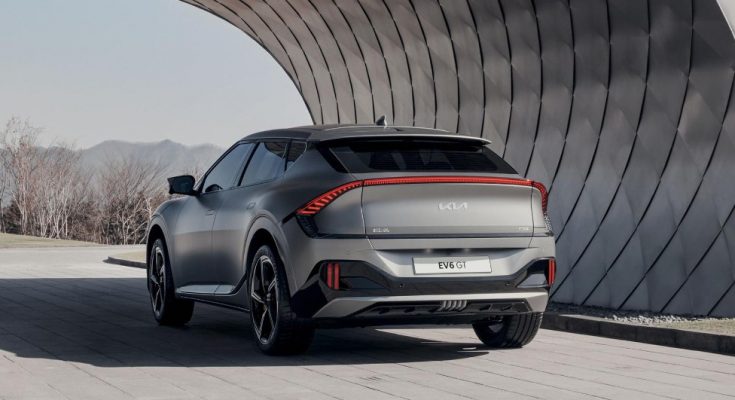 Jedním z nejnovějších přírustků do elektromobilní stáje Kia je nový elektromobi Kia EV6. foto: Kia