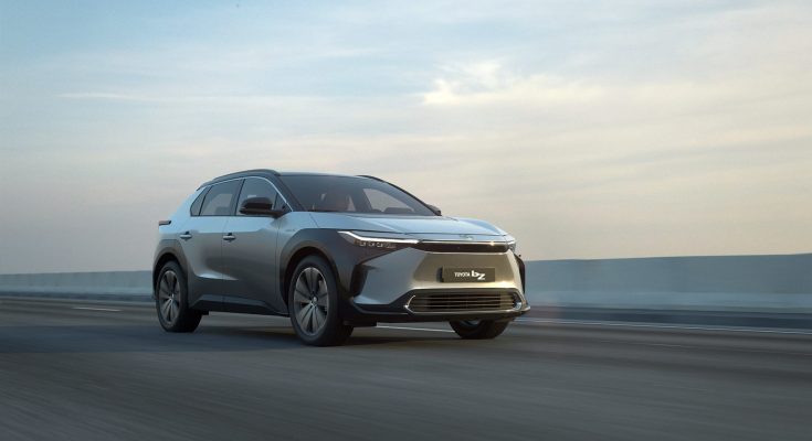 Toyota po letech odmítání konečně přichází i do Evropy s vlastním plnohodnotným elektromobilem. foto: Toyota