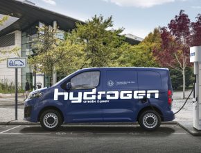 Vývoj technologie palivových článků dostává ve společnosti Citroën díky výrobě prvního vozu ë-Jumpy Hydrogen nový rozměr.