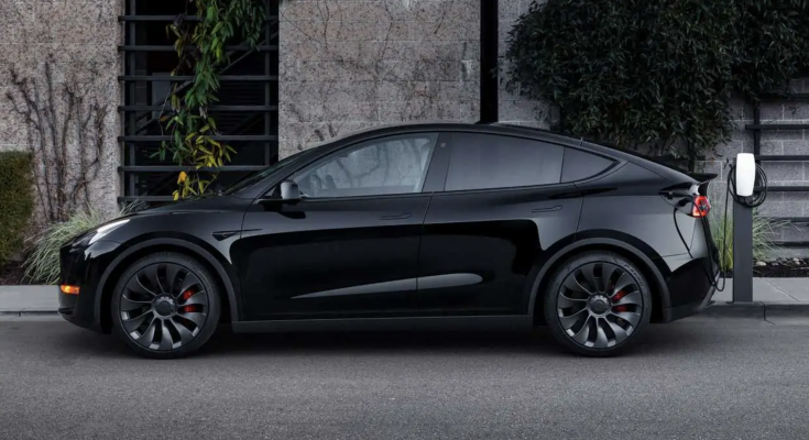 Elektromobil Tesla Model Y se rychle vyšvihl mezi nejprodávanější elektromobily, nebo auta obecně, v Norsku. foto: Tesla