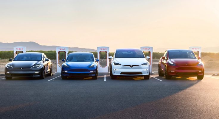 Elektromobily Tesla Model 3 a Model Y jdou celosvětově na dračku. Letos Tesla rozšíří výrobní kapacitu o další stovky tisíc aut ročně a mohla by dosáhnout až na 1,5 milionu aut. foto: Tesla