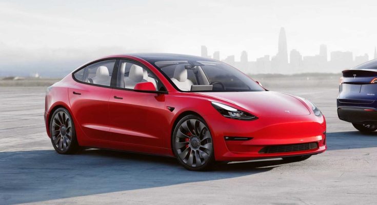 Elektromobil Tesla Model 3 je za rok 2021 nejprodávanějším v sousedním Německu. foto: Tesla