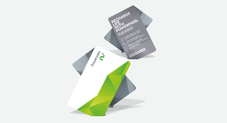 POWERPASS umožňuje zákazníkům značky ŠKODA využívat síť veřejných dobíjecích míst v Evropě