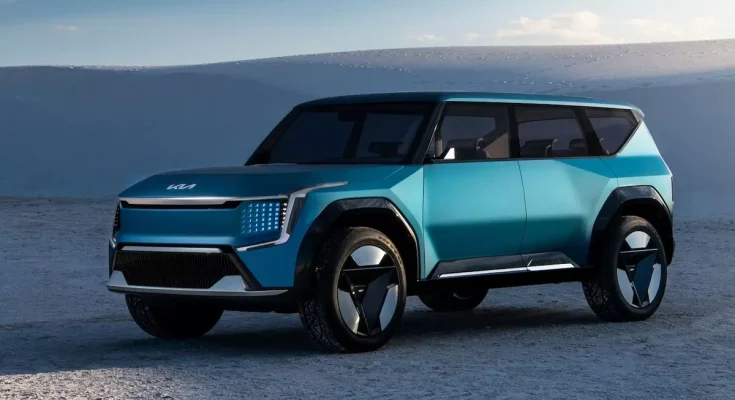 Středobodem vývojové studie SUV je designový jazyk „Spojené protiklady“ vytvářející vztah mezi přírodou a strojem