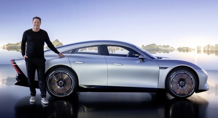Elektromobil Mercedes-Benz VISION EQXX se nejspíš mezi běžné řidiče nikdy nedostane. Ale jako technologická ukázka je neocenitelný. foto: Mercedes-Benz