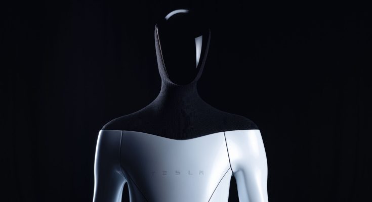 Teslabot - humanoidní robot Tesla Optimus - by mohl v první verzi přijít na světlo světa snad už příští rok. Podle "Elonova" času... foto: Tesla