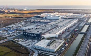 Tesla Gigafactory Šanghaj už dnes vyrábí kolem 450 000 elektromobilů ročně. Brzy vedle ní vyroste druhá gigatovárna s podobnou kapacitou. foto: Tesla