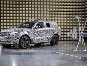 Nový Range Rover Sport byl první vůz, který prošel na míru připraveným testovacím programem.