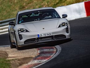 Výkonnostní sada Tequipment demonstruje svůj potenciál na Nürburgringu