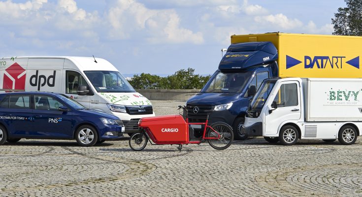 Do Liftago.network už je zapojena řada předních rozvozových firem v Česku. Čím více jich bude, tím větší výhody síť nabídne. foto: Liftago.network