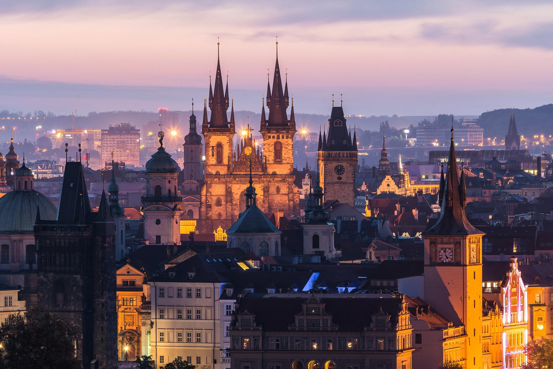 Les données des compteurs pour les relevés à distance surveillent les coûts énergétiques à Prague