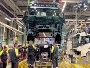 Sériová výroba elektrických náklaďáků Volvo Trucks. foto: Volvo Trucks