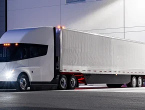 Elektrický tahač Tesla Semi. foto: Tesla
