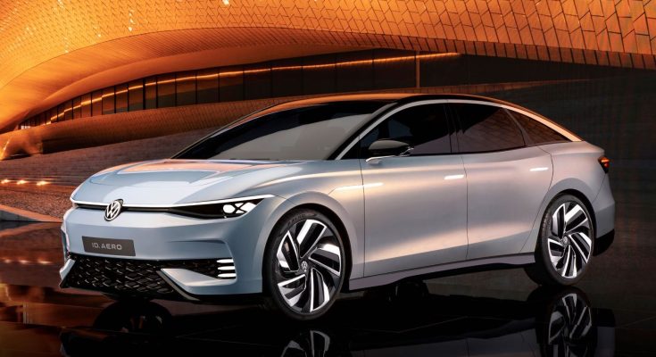 Čtvrtý ročník veletrhu čisté mobility, technologií a řešení pro e-mobilitu (e-SALON) se uskuteční ve dnech 10. až 13. listopadu na výstavišti v pražských Letňanech. K vidění bude i koncept ID. AERO, budoucí elektromobil Volkswagen ID.7.