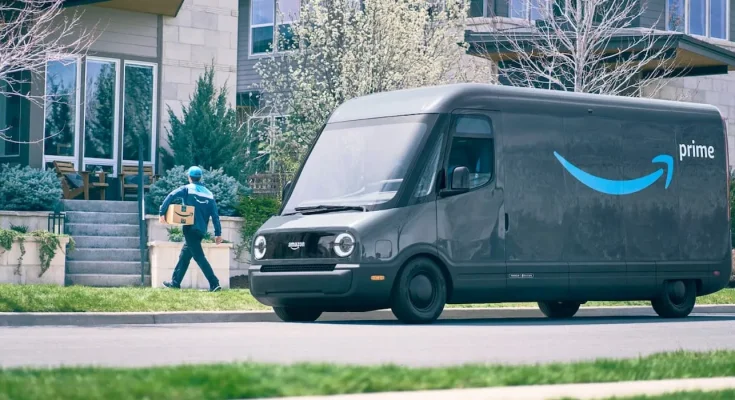 Elektrické dodávky vyrábí v USA pro Amazon začínající automobilka Rivian. foto: Amazon