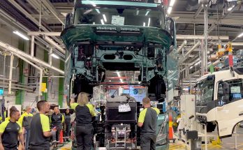 Výroba elektrických nákladních aut z befosilní oceli. foto: Volvo Trucks