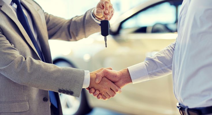 Prodej auta může být rychlý a bezproblémový - i díky dobře postavené smlouvě na prodej auta. foto: Shutterstock
