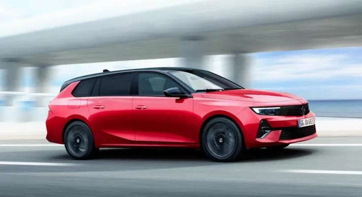 Elektrický kombík Opel Astra Sports Tourer Electric. foto: Opel