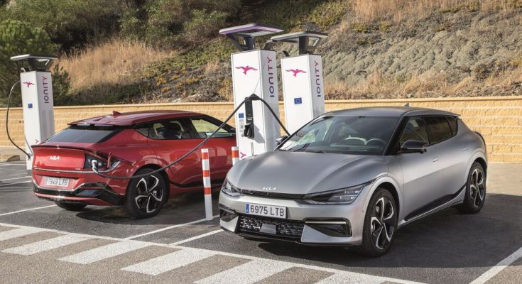 Nová spolupráce je součást plánu Kia rozvíjet kvalitu dobíjecí infrastruktury pro elektromobily a zvýhodnit cenovou dostupnost e-mobility v Evropě. foto: Kia
