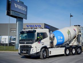 Čtyři baterie těžkého náklaďáku Volvo FMX Electric mají v tomto případě kapacitu 360 kWh. foto: Volvo Trucks