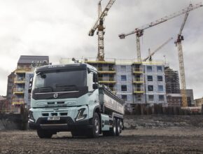 Volvo Trucks nově nabízí i nákladní elektromobily vhodné pro stavebnictví. foto: Volvo Trucks