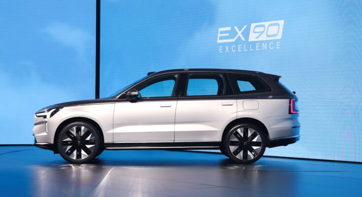 Nová verze elektromobilu Volvo EX90 Excellence. foto: Volvo