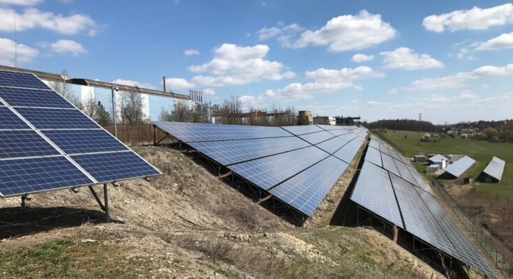 Fotovoltaická elektrárna Buštěhrad společnosti ČEZ. foto: ČEZ