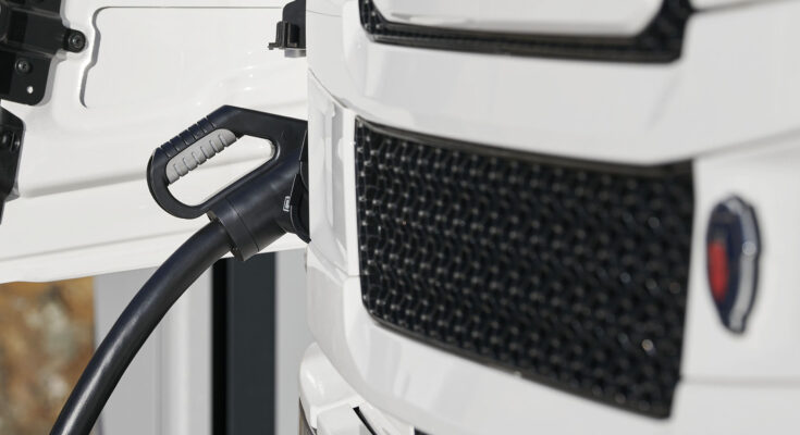 Scania připravuje novou službu pro jednotné nabíjení nákladních aut a autobusů. foto: Scania