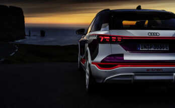 Zadní světlomety elektromobilu Audi Q6 e-tron. foto: Audi