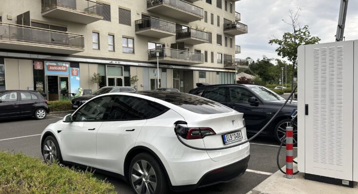 Elektromobil Tesla Model Y do Chorvatska na dovolenou? Žádný problém! foto: archiv autora