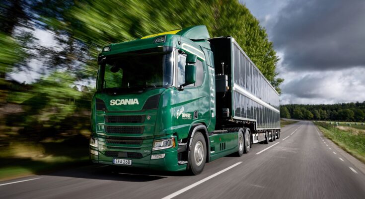 Nový experimentální solární kamion Scania. foto: Scania