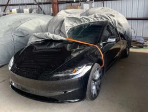 Tohle by měl být jeden z prvních obrázků nové generace Tesla Model 3. foto: Reddit