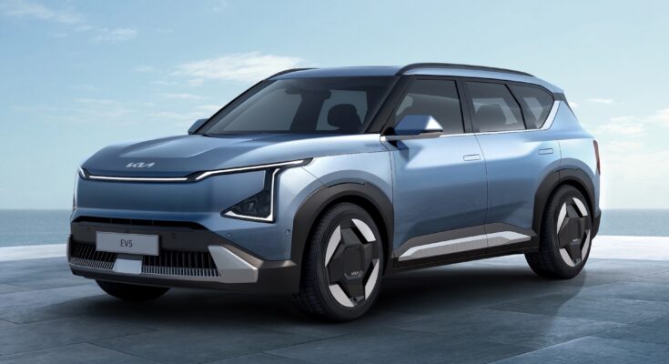 Nový elektromobil Kia EV5. Jihokorejský značka patřící pod Hyundai jde v pojmenovávání i dimenzování svých novinek podobným směrem, který začal Volkswagen s modely ID3, ID4 apod. foto: Kia