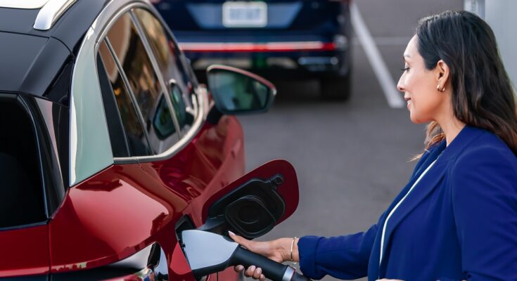 Všechny budoucí elektromobily koncernu Volkswagen prodávané od roku 2025 v Severní Americe budou vybaveny tamním nabíjecím standardem NCAS. To znamená, že dostanou přístup k celokontinentální sítí nabíjecích stanic Tesla Supercharger. foto: Volkswagen
